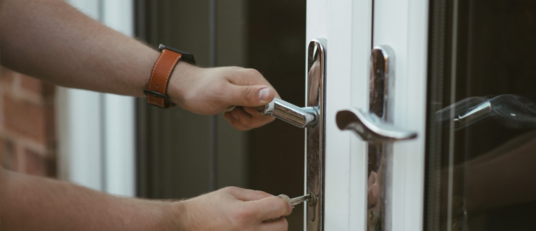 24 hour key locksmith Crestline
