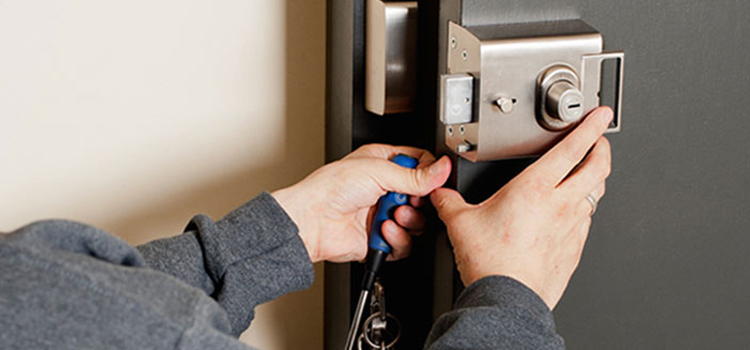 Deadbolt Lock Installation Crestline